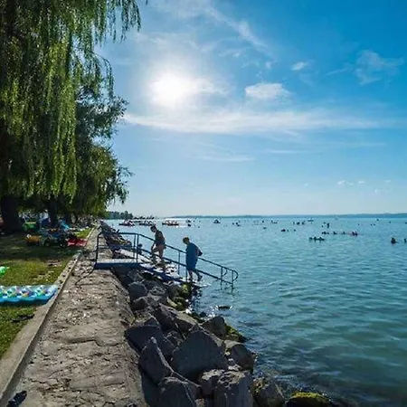 Galérius Aranypart Apartamento Siófok